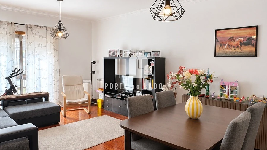 Apartamento T3 para Venda em Pedroso e Seixezelo