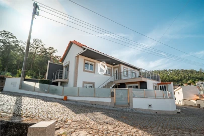 Moradia T3 para Venda em Pereira