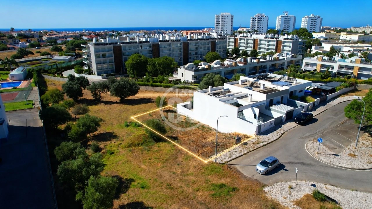 Terreno para Venda em Albufeira e Olhos de Água Foto 4