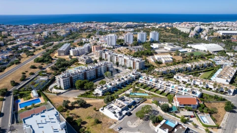 Terreno para Venda em Albufeira e Olhos de Água
