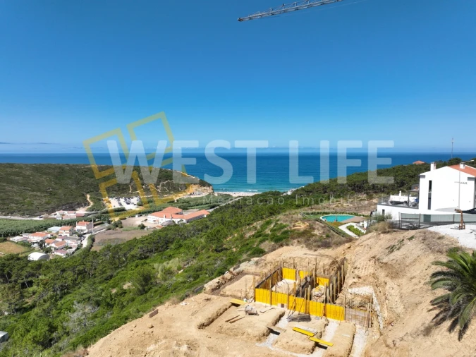 Moradia T3 para Venda em Carvoeira Foto 21