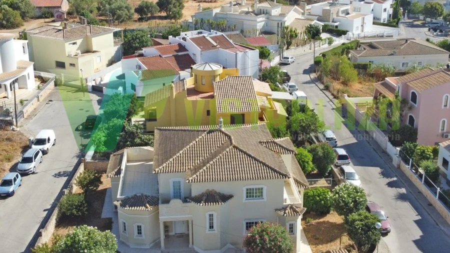 Moradia T4 para Venda em Portimão