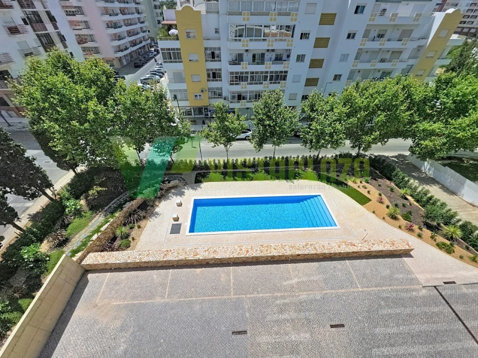 Apartamento T2 para Venda em Portimão Foto 27