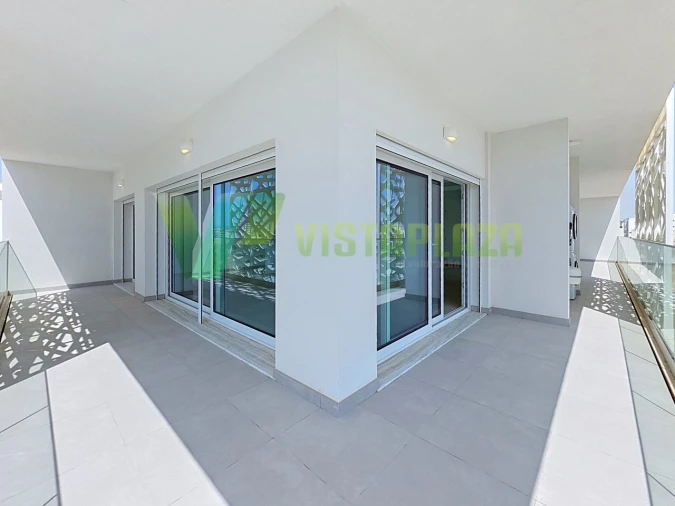 Apartamento T2 para Venda em Portimão Foto 17