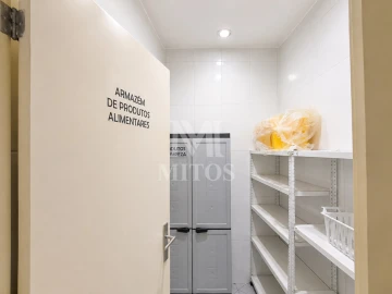Negócio para Venda em Barroselas e Carvoeiro