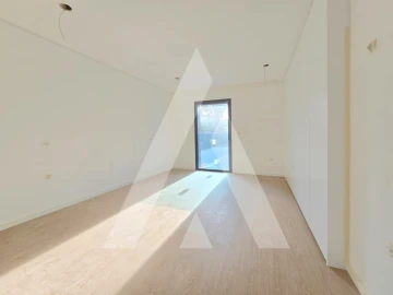 Apartamento T3 para Venda em Esgueira