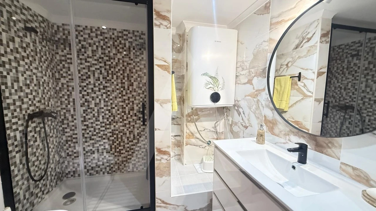 Apartamento T2 para Arrendamento em Quarteira Foto 10