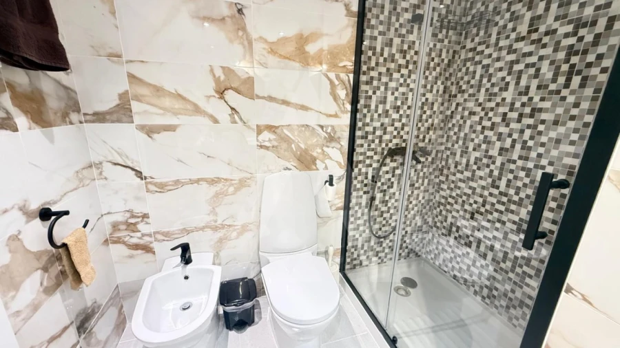 Apartamento T2 para Arrendamento em Quarteira Foto 12
