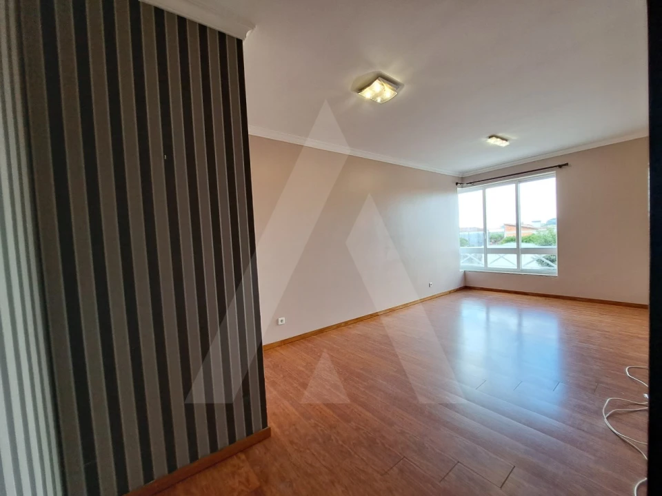 Apartamento T2 para Arrendamento em Ílhavo (São Salvador) Foto 8