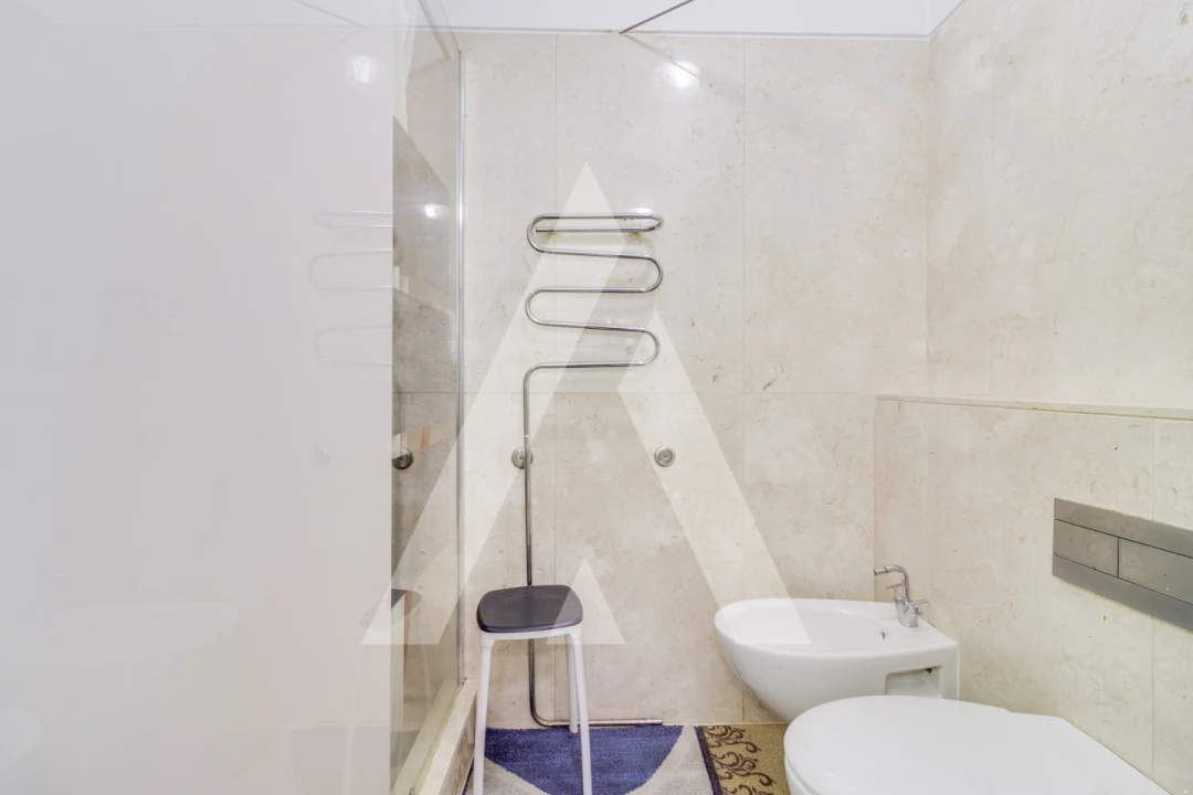 Apartamento T1 para Venda em Misericórdia Foto 16