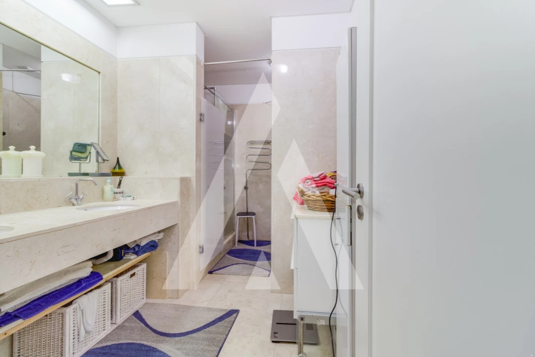 Apartamento T1 para Venda em Misericórdia Foto 17