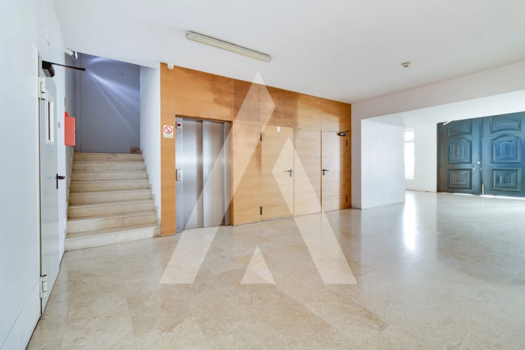 Apartamento T1 para Venda em Misericórdia Foto 37
