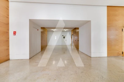 Apartamento T1 para Venda em Misericórdia
