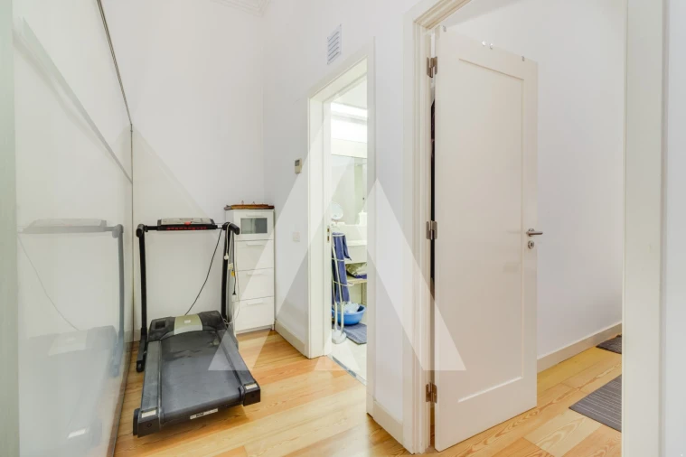 Apartamento T1 para Venda em Misericórdia Foto 11