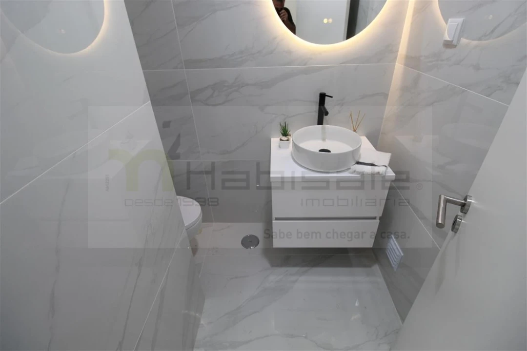 Apartamento T3 para Venda em Benfica Foto 11
