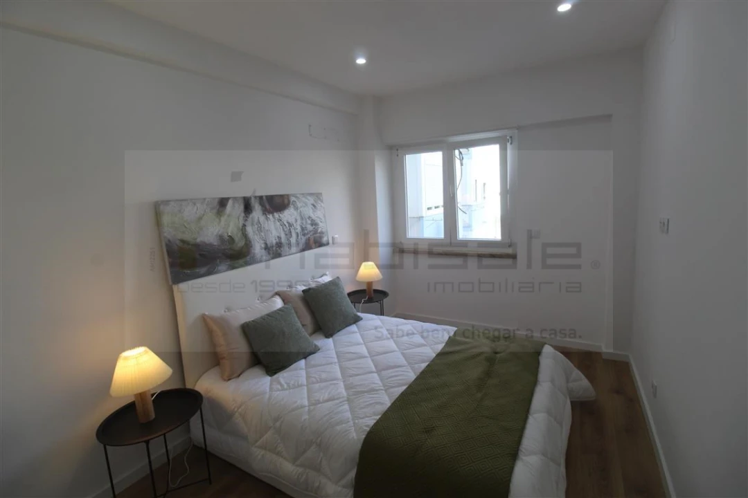 Apartamento T3 para Venda em Benfica Foto 12
