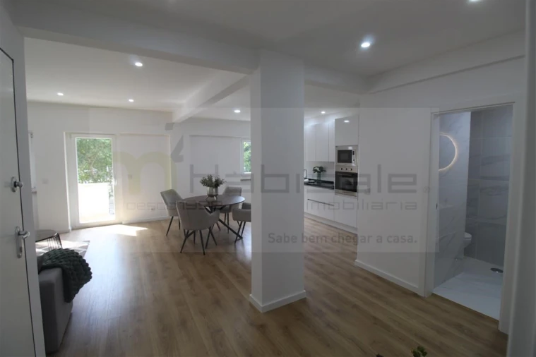 Apartamento T3 para Venda em Benfica Foto 23