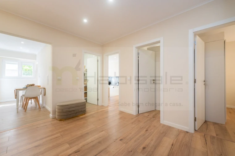Apartamento T2 para Venda em Agualva e Mira-Sintra Foto 3