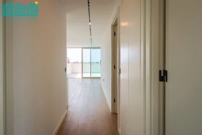 Apartamento T3 para Venda em Glória e Vera Cruz