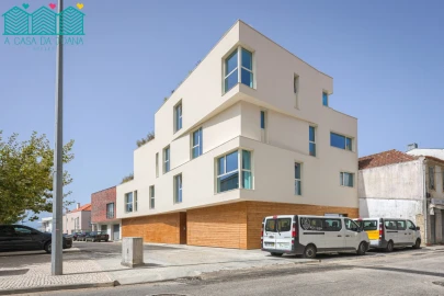 Apartamento T3 para Venda em Glória e Vera Cruz