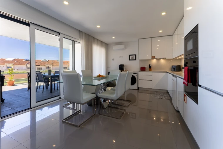 Apartamento T3 para Venda em Nazare Foto 3
