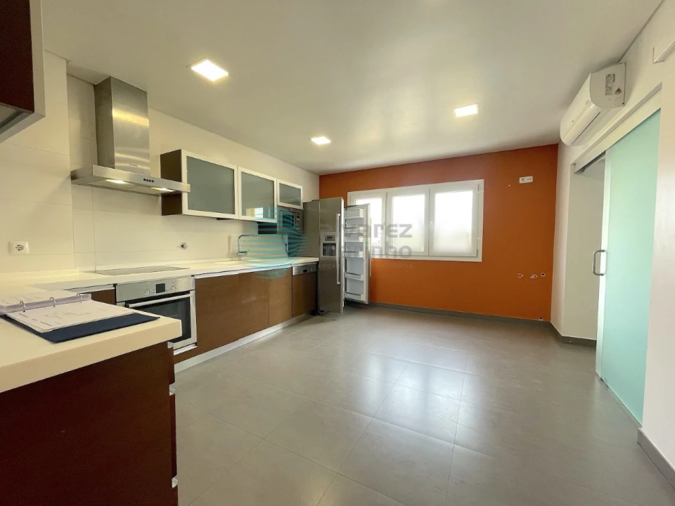 Apartamento T3 para Venda em Santa Maria, São Pedro e Matacães Foto 5