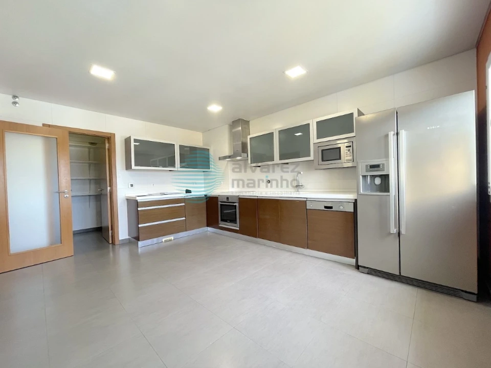 Apartamento T3 para Venda em Santa Maria, São Pedro e Matacães Foto 8