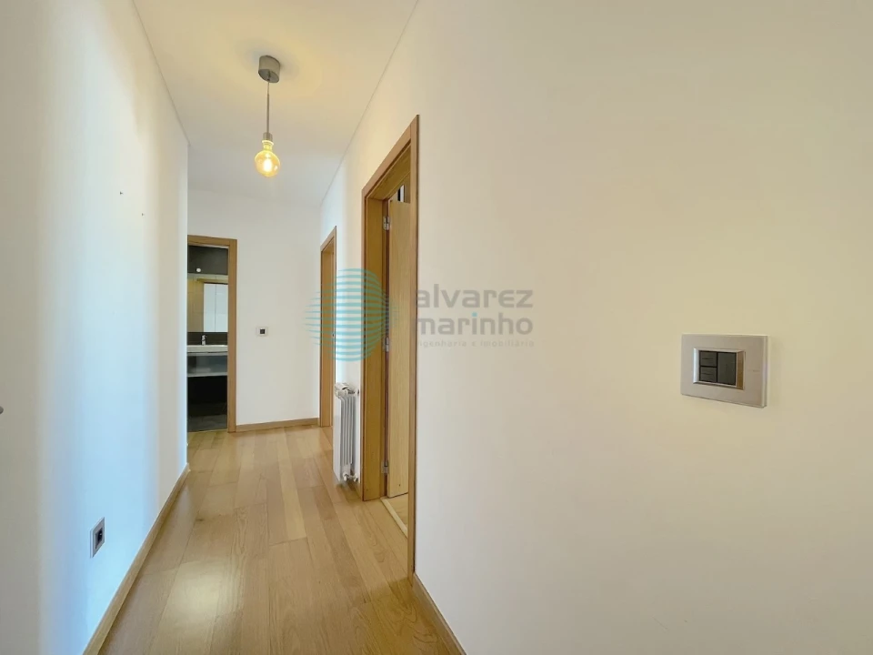 Apartamento T3 para Venda em Santa Maria, São Pedro e Matacães Foto 18