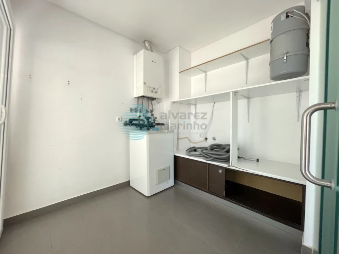 Apartamento T3 para Venda em Santa Maria, São Pedro e Matacães Foto 9