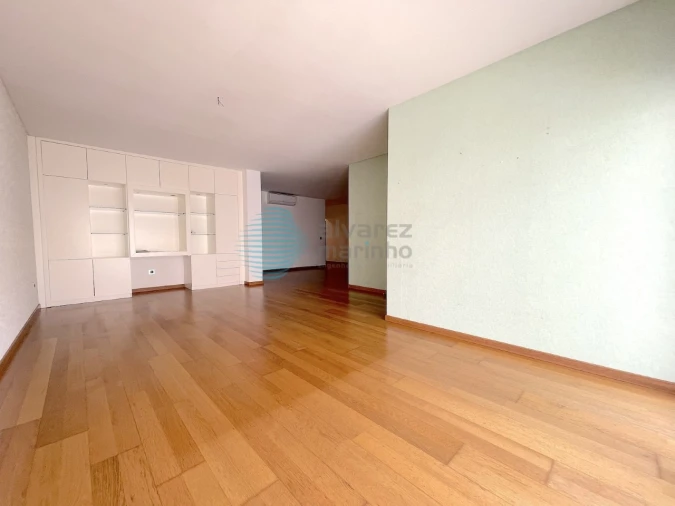 Apartamento T3 para Venda em Santa Maria, São Pedro e Matacães Foto 17
