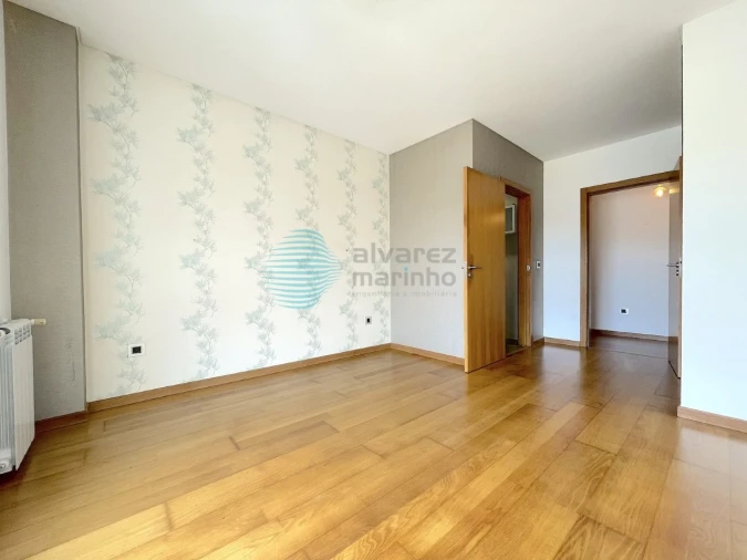 Apartamento T3 para Venda em Santa Maria, São Pedro e Matacães Foto 20