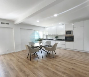 Apartamento T3 para Venda em Benfica