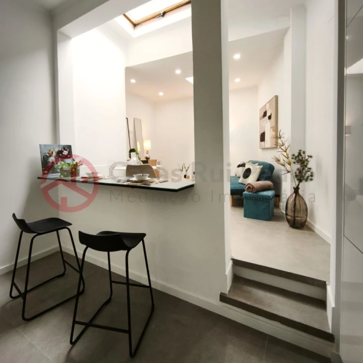 Apartamento T3 para Venda em São Domingos de Benfica Foto 2