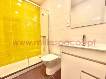 Apartamento T1 para Arrendamento em Campo de Ourique