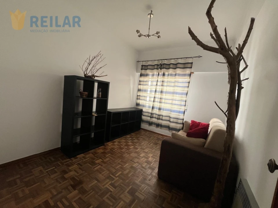 Apartamento T1 para Arrendamento em Santa Iria de Azoia, São João da Talha e Bobadela Foto 3