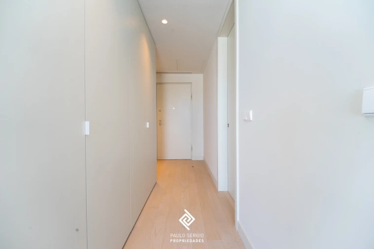 Apartamento T1 para Venda em Canidelo Foto 9