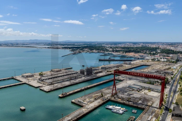Apartamento T2 para Venda em Almada, Cova da Piedade, Pragal e Cacilhas Foto 39
