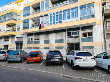 Apartamento T3 para Venda em Odivelas