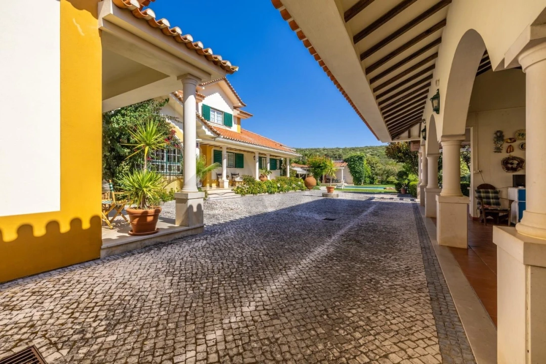 Quinta T4 para Venda em Nossa Senhora das Misericordias Foto 4