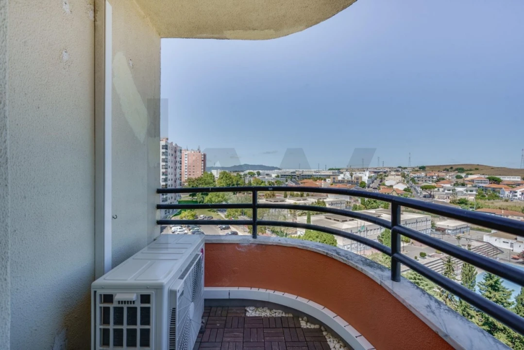 Apartamento T2 para Venda em Cacém e São Marcos Foto 8