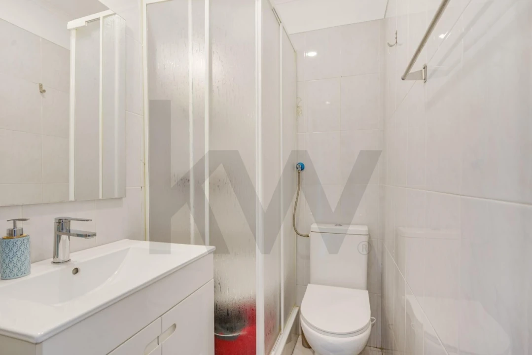 Apartamento T2 para Venda em Cacém e São Marcos Foto 17