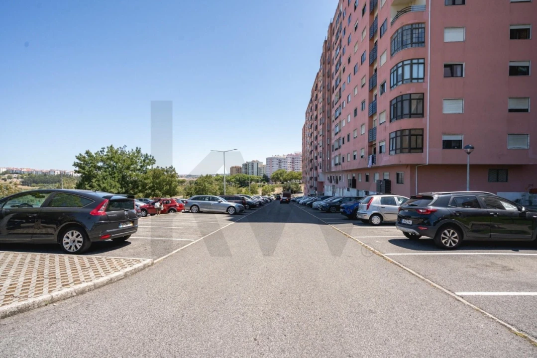 Apartamento T2 para Venda em Cacém e São Marcos Foto 29