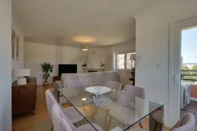 Apartamento T2 para Venda em Cacém e São Marcos
