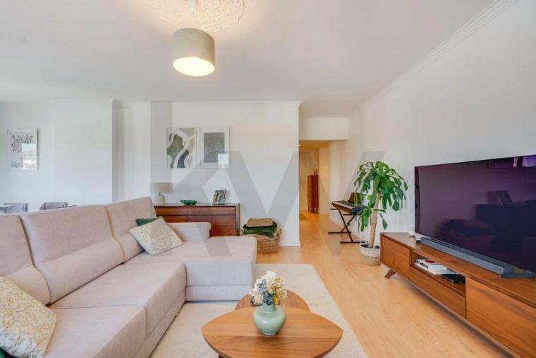 Apartamento T2 para Venda em Cacém e São Marcos Foto 11