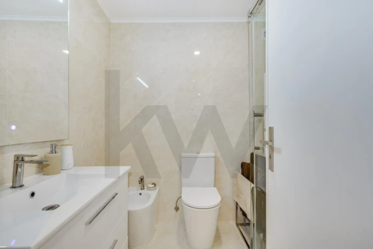 Apartamento T2 para Venda em Cacém e São Marcos Foto 18