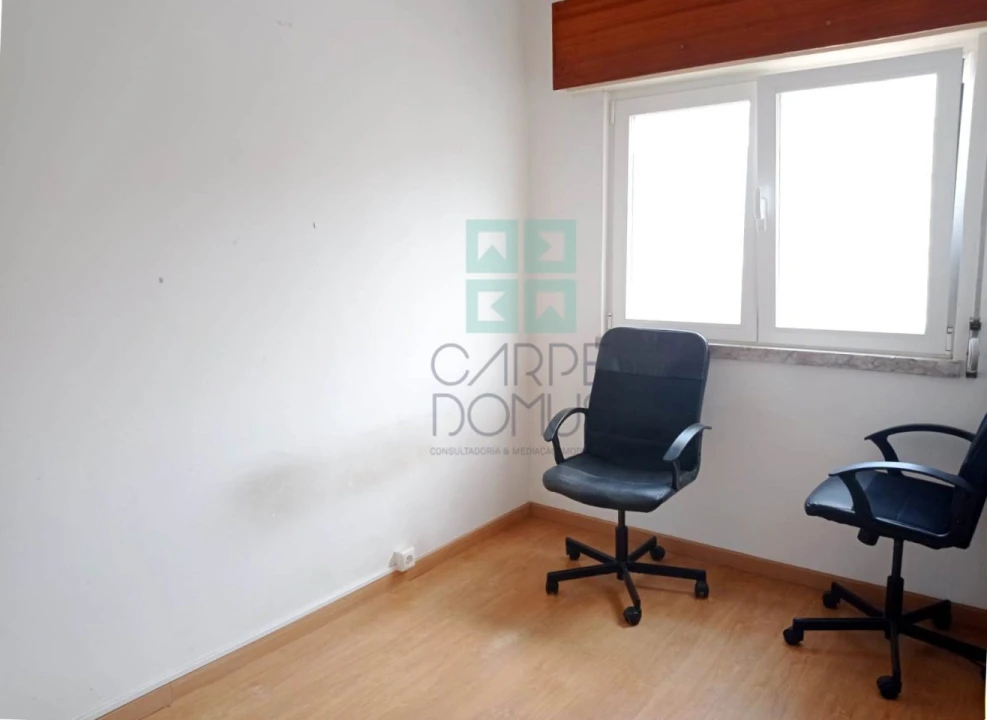 Apartamento T2 para Venda em Águas Livres Foto 16