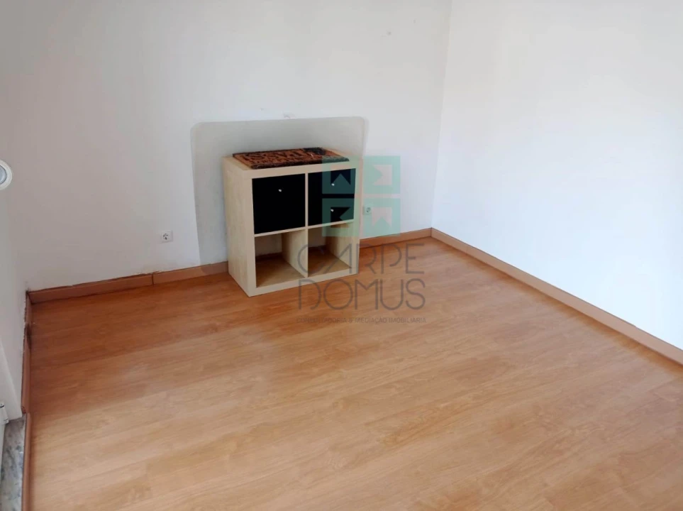 Apartamento T2 para Venda em Águas Livres Foto 9