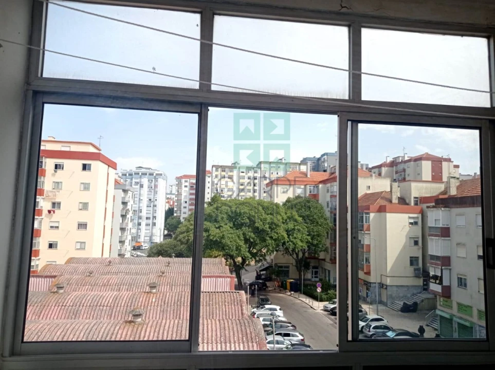 Apartamento T2 para Venda em Águas Livres Foto 10