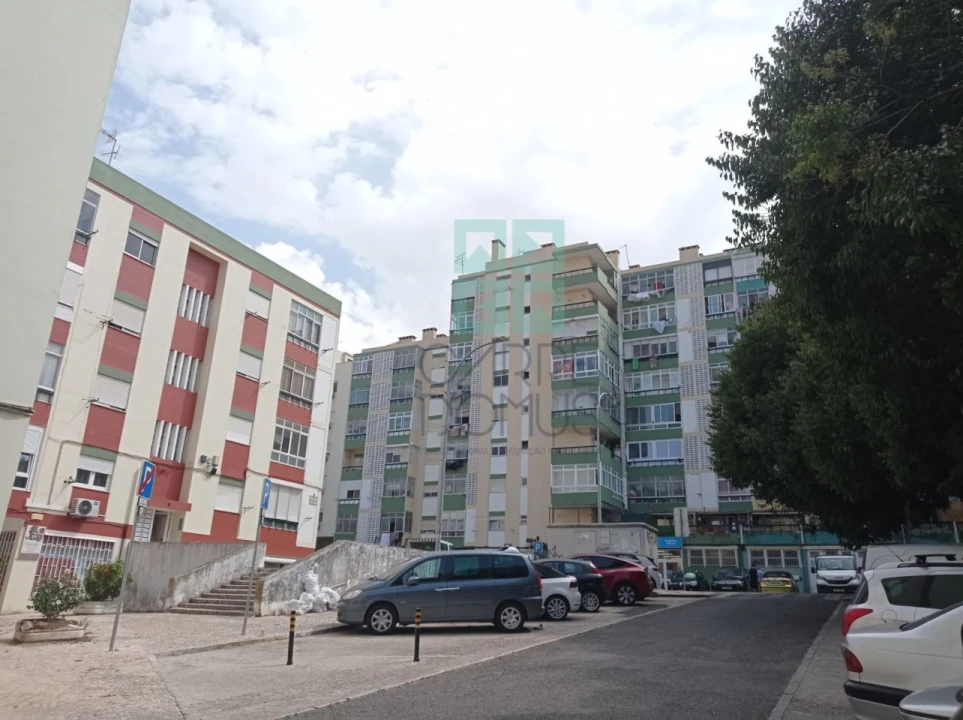 Apartamento T2 para Venda em Águas Livres Foto 17