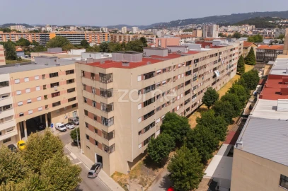 Apartamento T2 para Venda em Ferreiros e Gondizalves